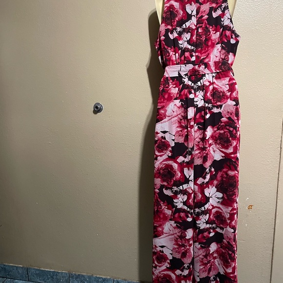 White House Black Market Red and Black Floral pants&Jumpsuits looks New perfect - Picture 5 of 16